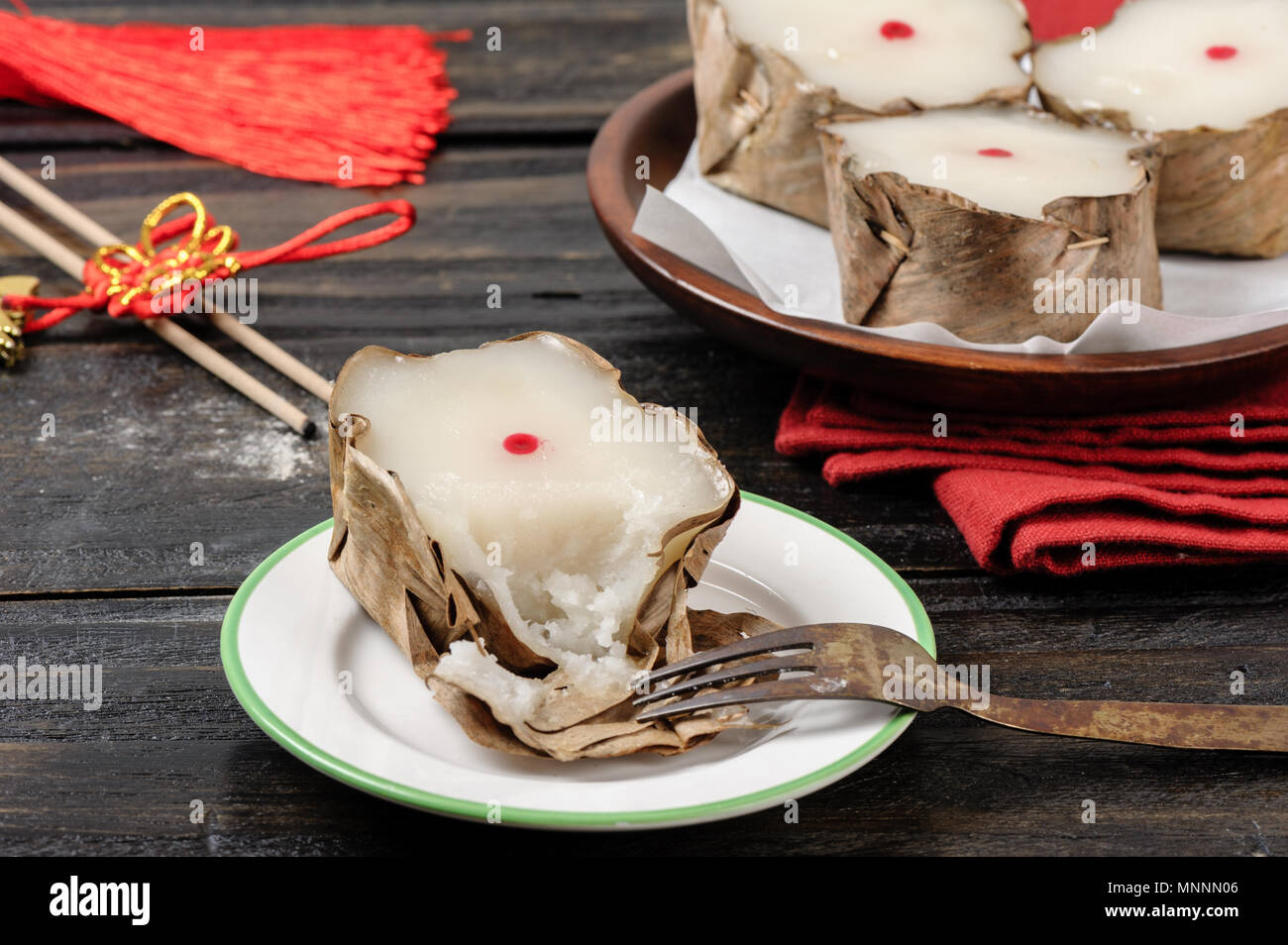 Nian Gao Ou Le Nouvel An Chinois Ou Gateau Gateau De L Annee Nian Gao Est Un Aliment Prepare A Partir De Riz Gluant Et Consommee Dans La Cuisine Chinoise Photo Stock