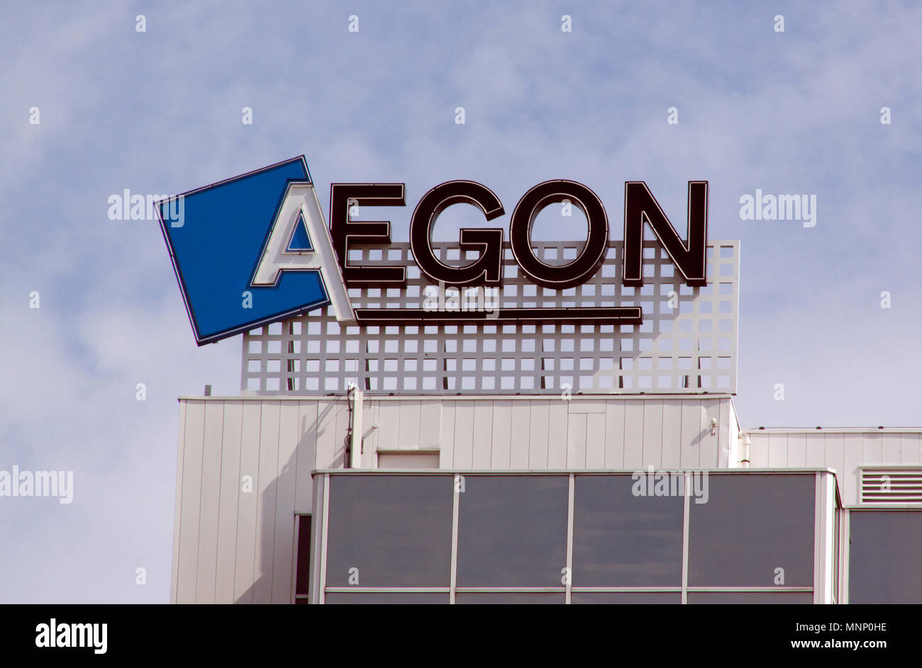 , Rotterdam Pays-Bas-août 13, 2015 : Aegon fournit dans le monde entier près de 47 millions de clients de l'assurance vie, de retraite et de gestion d'actifs produits. Ce Banque D'Images