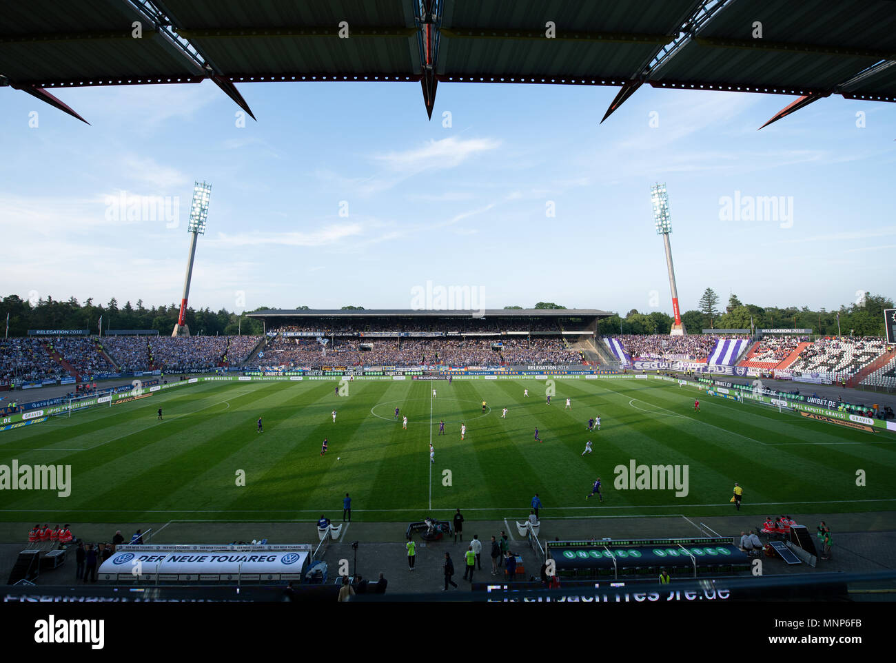 Karlsruhe, Allemagne. 18 mai, 2018. Sommaire Aperçu du stade Wildparkstadion, KSC, Wildlife park. GES/Soccer/relégation : Karlsruher SC - FC Erzgebirge Aue, 18.05.2018 - relégation Football/soccer : Karlsruher SC vs FC Erzgebirge Aue, Karlsruhe, le 18 mai 2018 - | Conditions de crédit dans le monde entier : dpa/Alamy Live News Banque D'Images