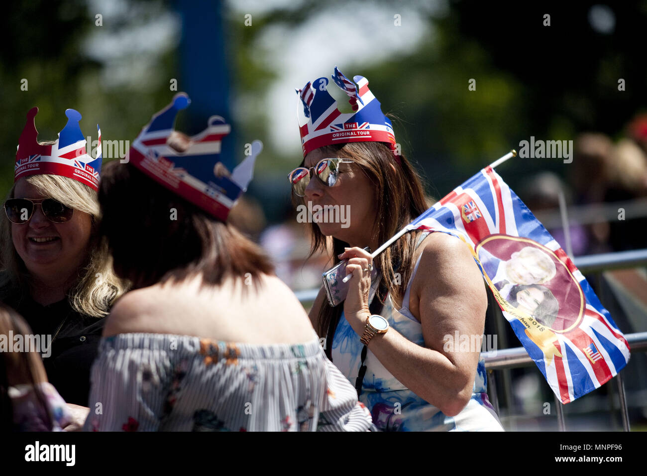 19 mai 2018 - Londres, Royaume-Uni - Le mariage du prince Harry et Mme Meghan Markle à Windsor le samedi 19 mai 2018 a attiré des foules massives. Moins de 200 000 personnes ont convergé à Windsor pour la journée, Windsor, Royaume-Uni. (Crédit Image : © Veronika Lukasova via Zuma sur le fil) Banque D'Images