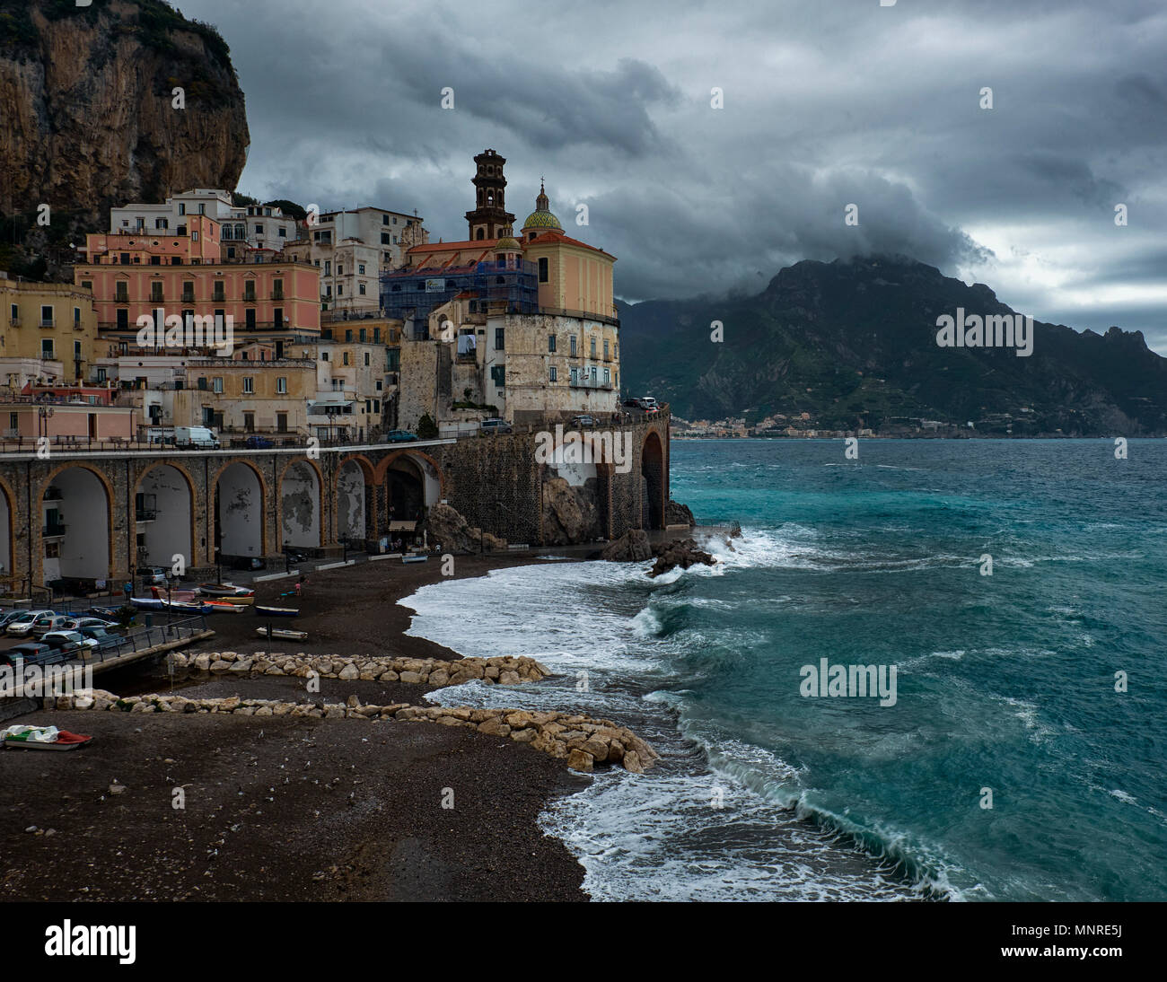 La magnifique côte de la péninsule amalfitaine. Naples, Italie. Banque D'Images