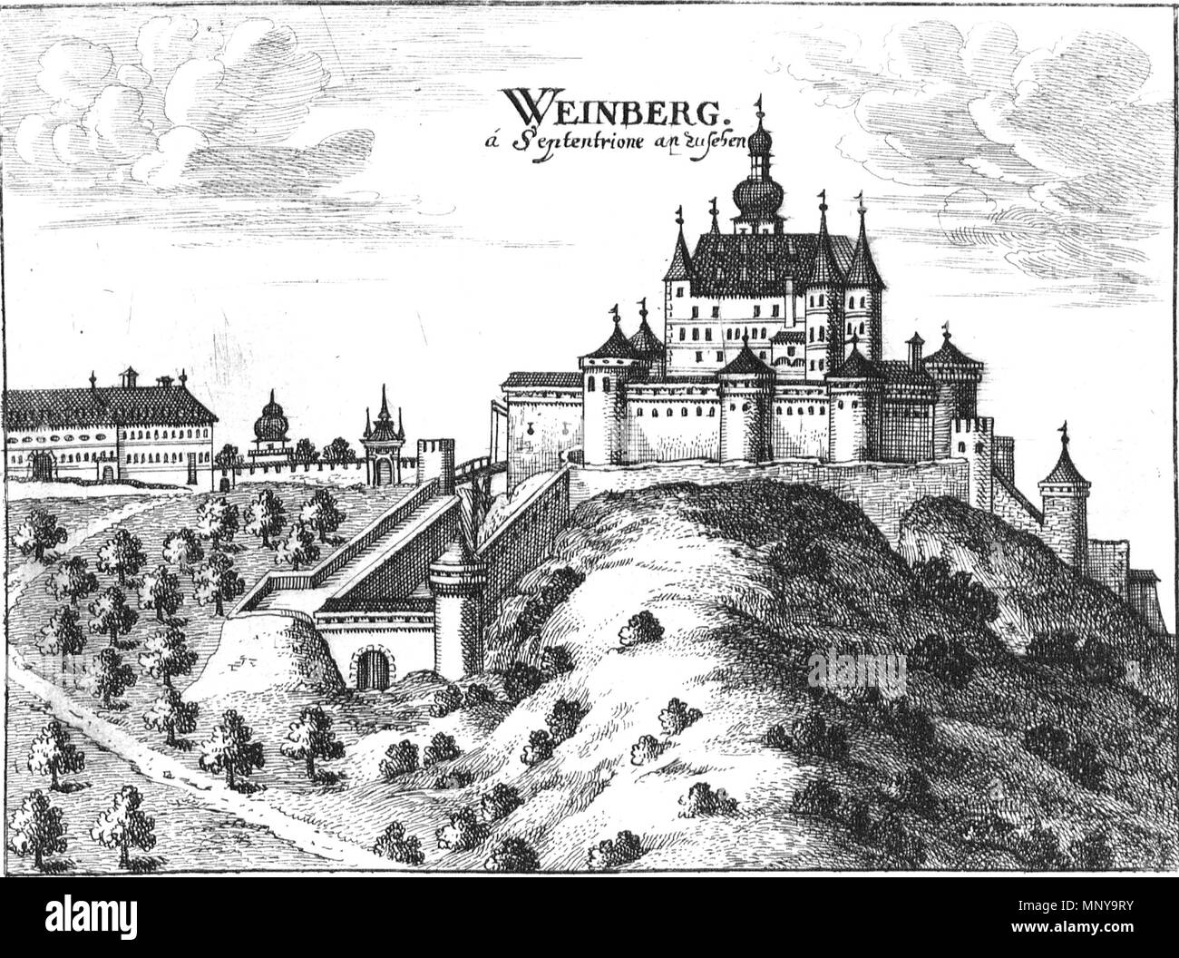 . Anglais : Château de Kefermarkt Weinberg, côté nord, Haute Autriche, dessiné par G. M. Vischer 1674. Deutsch : Haus Weinberg dans Kefermarkt, Oberösterreich, Nordseite. Stich von G. M. Vischer. Ce support présente le monument protégé avec le numéro 16523 en Autriche. (Communes, de) . 1674. Georg Matthäus Vischer (1628-1696) Noms alternatifs Georg Mathias Vischer cartographe et graveur autrichien Description Date de naissance/décès 22 Avril 1628 13 décembre 1696 Lieu de naissance/décès Wenns (Tirol, Tyrol du Sud) Linz contrôle d'autorité : Q86223 : 2771891 VIAF ISNI : 0000 0000 665993 Banque D'Images