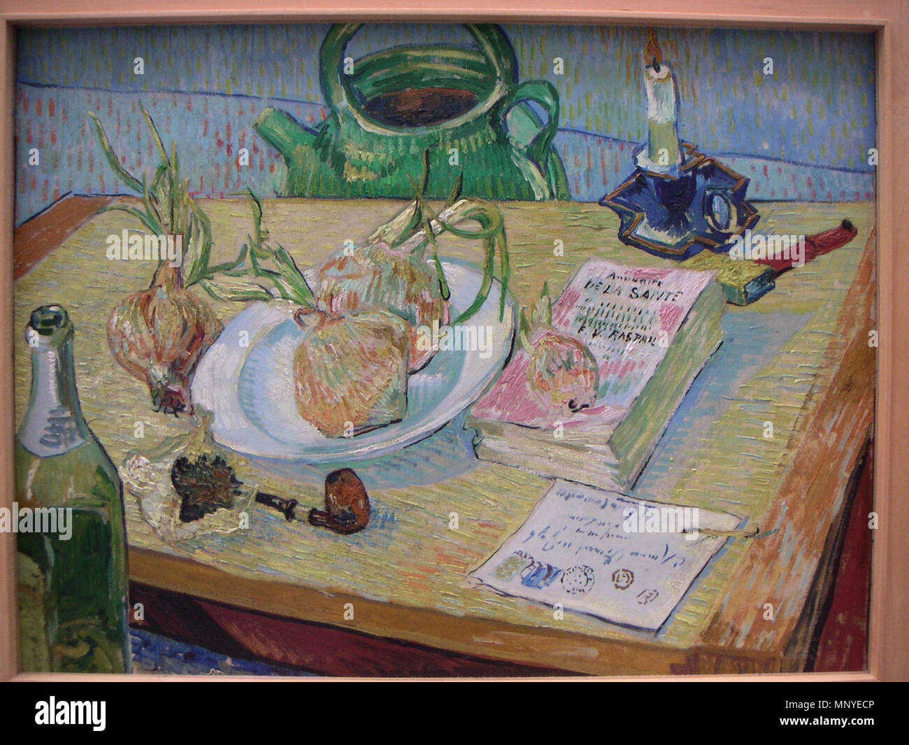 Appareil photo numérique Minolta Deutsch : Stillleben mit einem Teller Zwiebeln English : avec une assiette d'oignons (aussi : Still Life : Dessin, tuyau, oignons et Sealing-Wax)) Nederlands : Stilleven rond een bord rencontré uien janvier 1889. 1223 Van-gogh-PICT1400 Banque D'Images