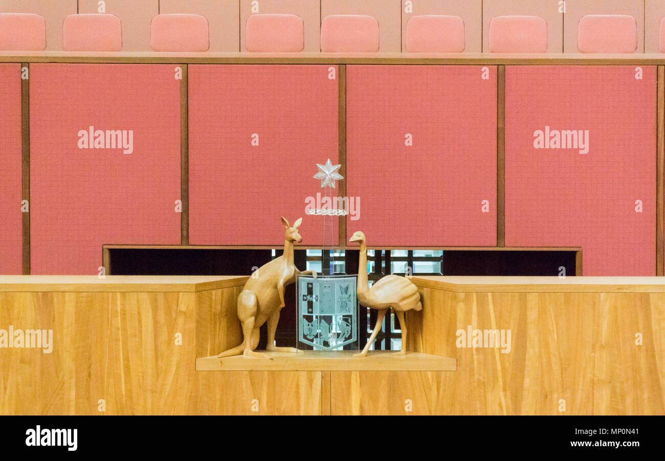 Armoiries de l'Australie dans la chambre du Sénat dans la Maison du Parlement, Canberra, ACT, Australie Banque D'Images
