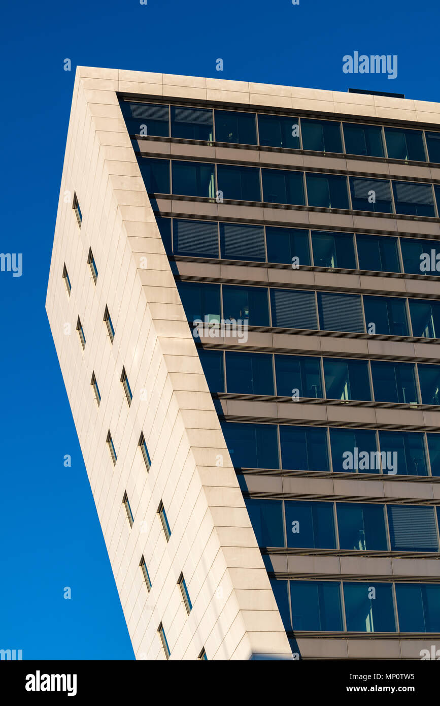 Office building illustré d'une façon abstraite, Kiel, Allemagne, Europe Banque D'Images