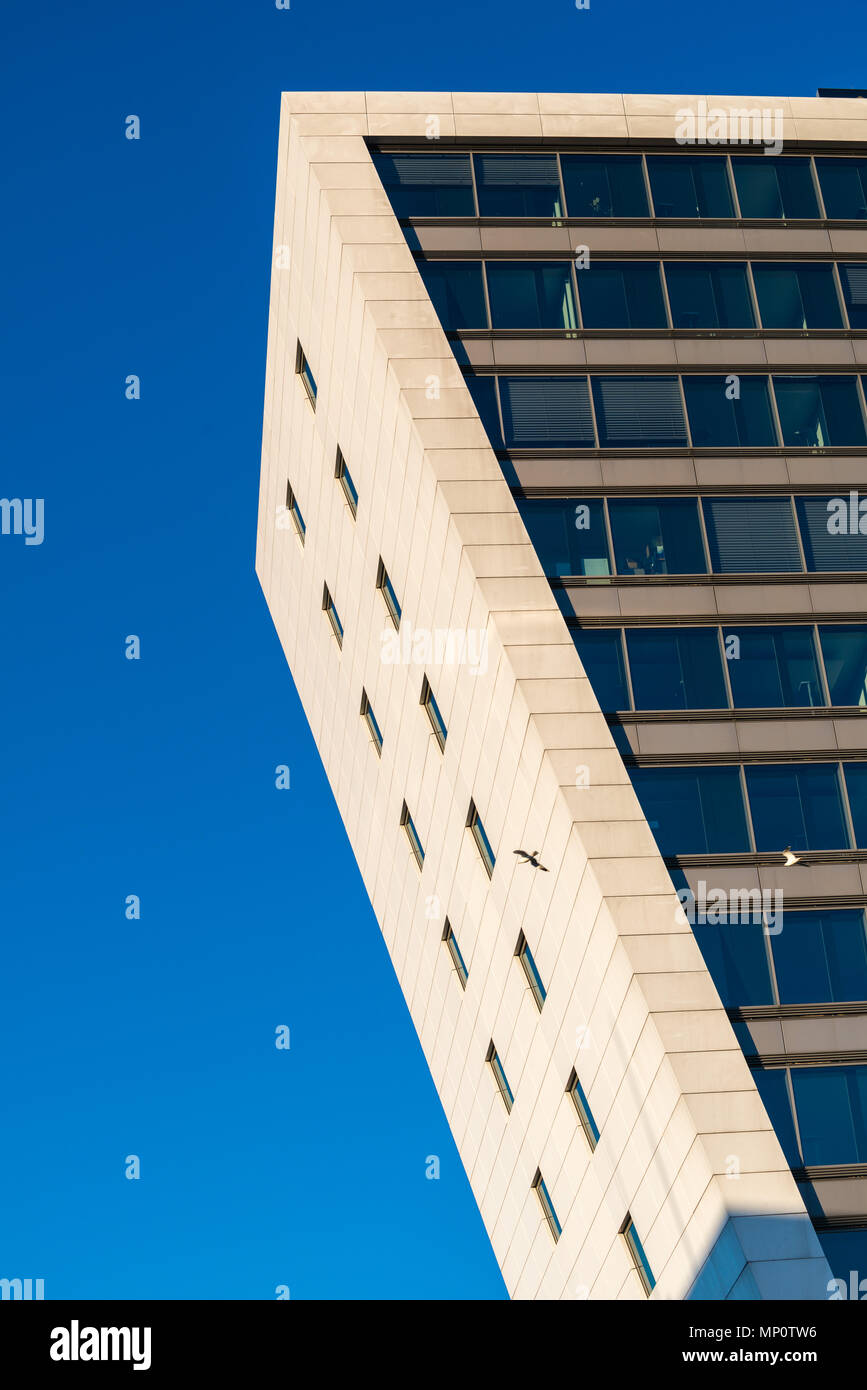 Office building illustré d'une façon abstraite, Kiel, Allemagne, Europe Banque D'Images