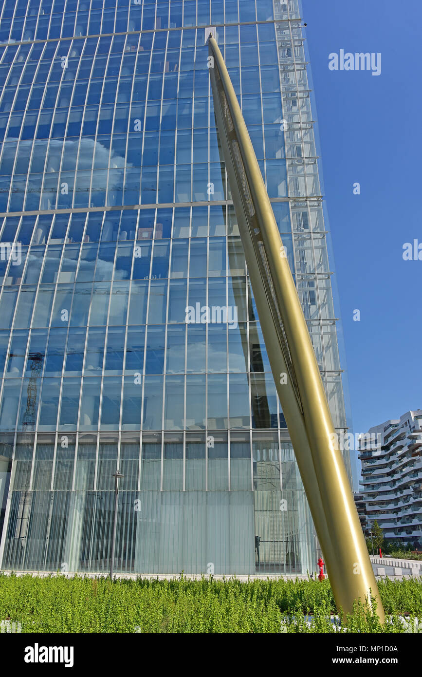 Détail, il Dritto (Allianz Tour), une partie de l'hôtel CityLife, complexes par Arata Isozaki et Andrea Maffei, Milan, Italie Banque D'Images