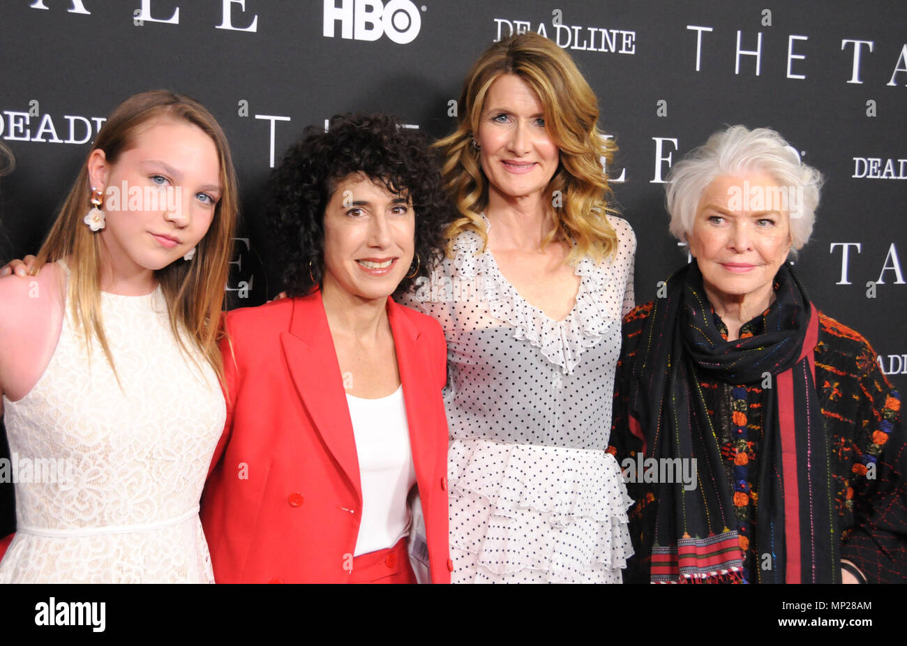 Jennifer Fox Banque D Image Et Photos Alamy