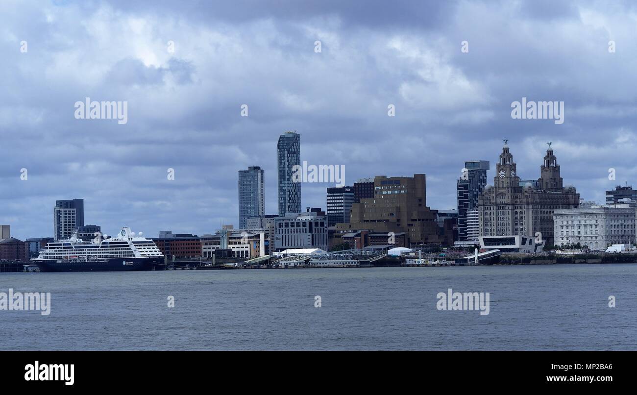 Liverpool, Royaume-Uni fred olson bateau de croisière amarré à Braemar crédit Liverpool Ian Fairbrother/Alamy Banque D'Images