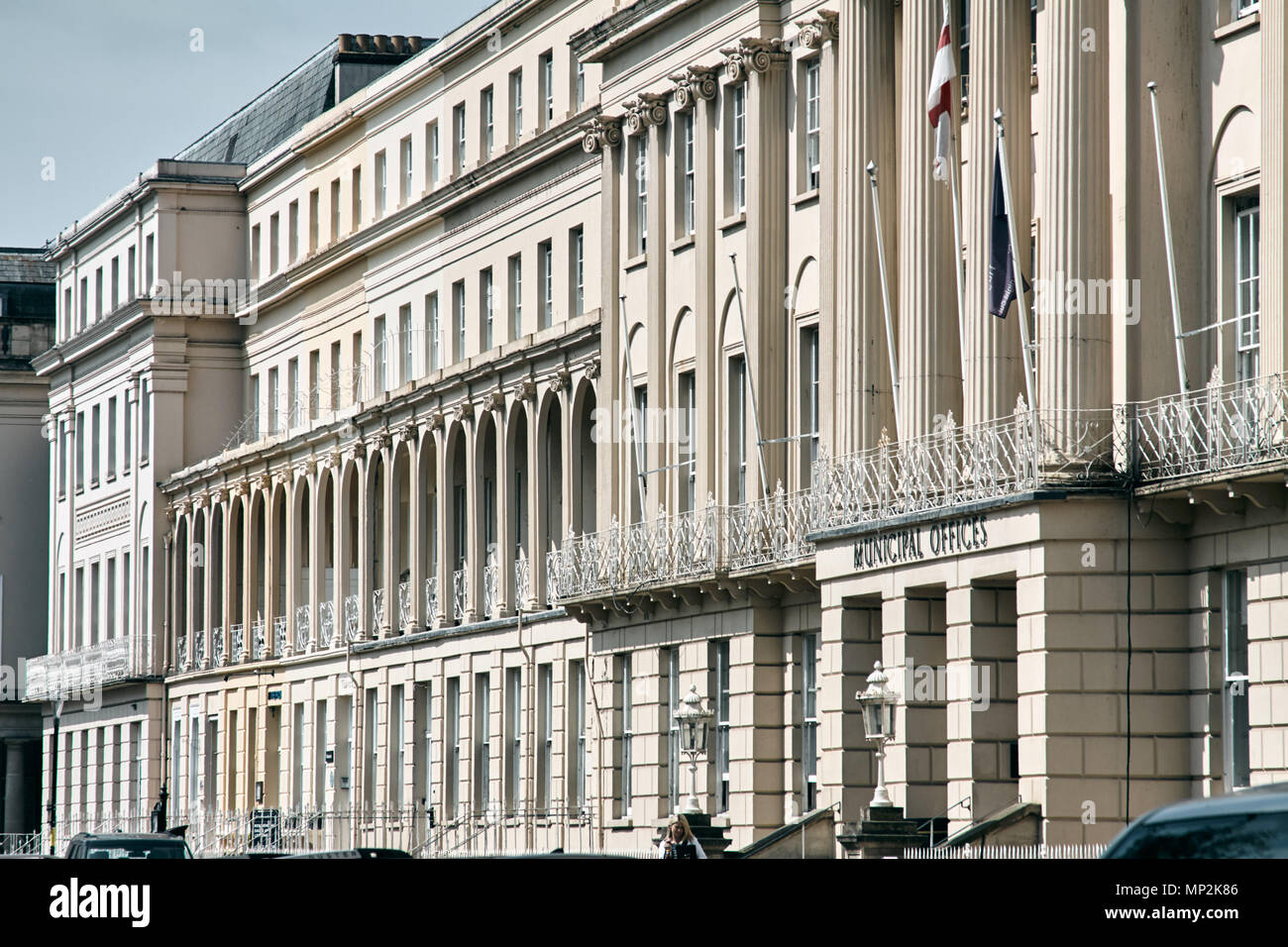 Les bureaux municipaux de Cheltenham, foyer de la Cheltenham Borough Council vue de la promenade, Cheltenham, Gloucestershire. Banque D'Images