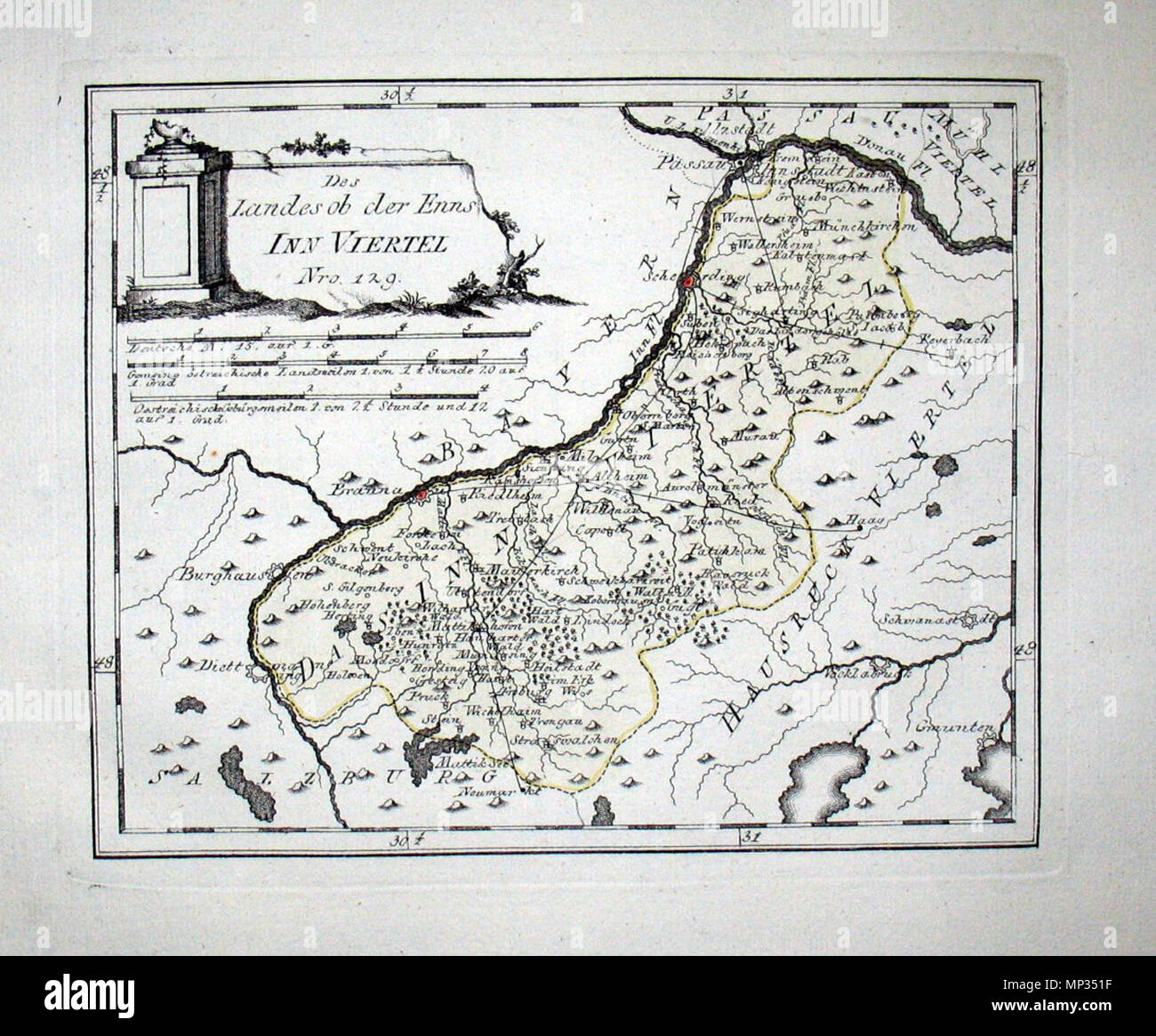 . Deutsch : Des Landes ob der Enns. Inn-Viertel Nro. 129. Kolorierter Kupferstich . 1791/1792. Johann Franz Joseph von Reilly (1766-1820) Noms alternatifs Reilly, Franz Johann Joseph von Description Éditeur et écrivain autrichien Date de naissance/Décès 18 Août 1766 6 juillet 1820 Lieu de naissance/décès Vienne Vienne 1790 - 1800 période de travail lieu de travail de contrôle de l'autorité de Vienne : Q113944 : 102371035 VIAF ISNI : 0000 0001 1839 240X RCAC : n88624007 GND : 118748017 158784243 851 WorldCat SUDOC : Site de l'Autriche en 1791-1792 par Reilly 129 Banque D'Images