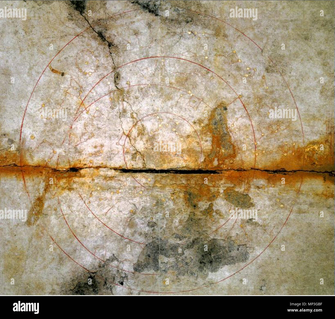 . Anglais : tableau astronomique sur plafond de Kitora Tumulus, Asuka, Préfecture de Nara, Japon . 1er janvier 703. Image d'un début de huitième siècle peinture murale 767 Tumulus Kitora Banque D'Images
