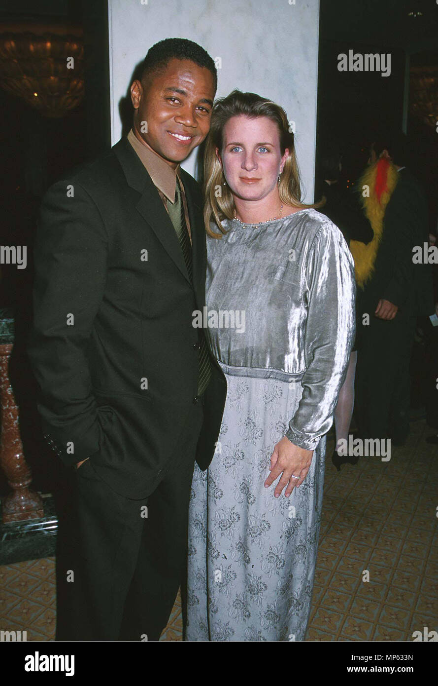 Tony Goldwin & fam. femme saraGooding Cuba jr. & Femme événement dans la vie d'Hollywood, Californie - Red Carpet Event, USA, Cinéma, Célébrités, photographie, Bestof, Arts, Culture et divertissement, Célébrités, Mode Topix Meilleur de Hollywood, la vie, événement dans la vie d'Hollywood, Californie - Tapis rouge et en backstage, cinéma, télévision, célébrités, célébrités de la musique, Topix Bestof, Arts, Culture et divertissement, vertical, une seule personne, la photographie, les trois quarts, de 1993 à 1999, l'enquête de crédit , tsuni@Gamma-USA.com Tsuni / USA,  = = = Red Carpet Event, USA, Cinéma, Célébrités, photographie, Banque D'Images