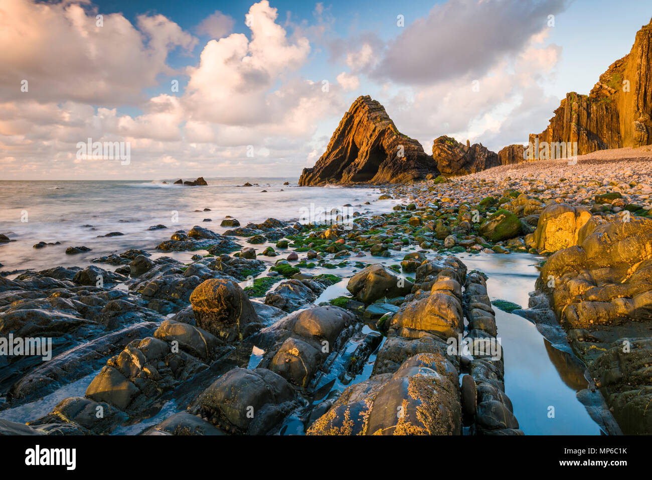 Blackchurch Rock à bouche moulin sur le patrimoine de North Devon Coast près de Clovelly, Angleterre. Banque D'Images