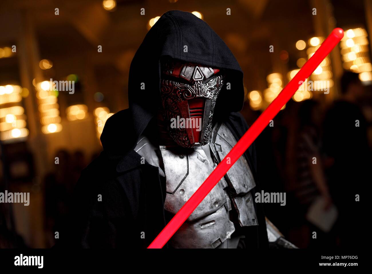 Bonn, Allemagne. 19 mai, 2018. - Fan de Star Wars à la FedCon 27 Kylo Ren à l'hôtel Maritim. Bonn, 19.05.2018 | Conditions de crédit dans le monde entier : dpa/Alamy Live News Banque D'Images