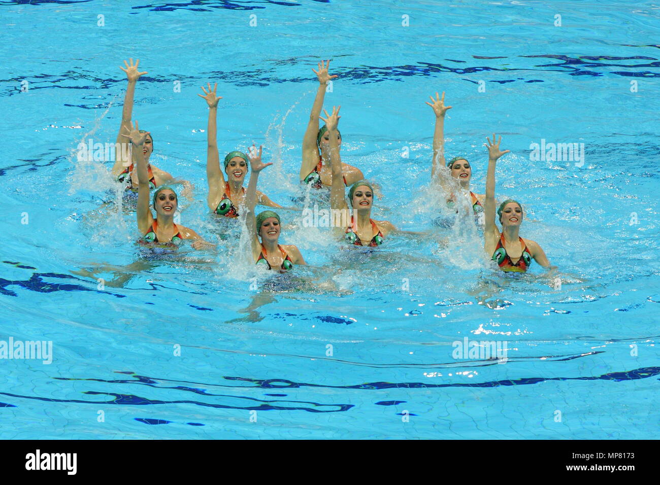 L'équipe d'Espagne au cours de la routine libre de natation synchronisée l'événement au centre aquatique du parc olympique de Londres le 21 avril 2012 (BASIANA Clara, CABELLO Alba, Ona CARBONELL, Margalida CRESPI, FUENTES, Andrea HENRIQUEZ Thais, KLAMBURG Paula, Irene MONTRUCCHIO, PONS, de l'ALADI SALVADOR Cristina)--- Image par © Paul Cunningham Banque D'Images