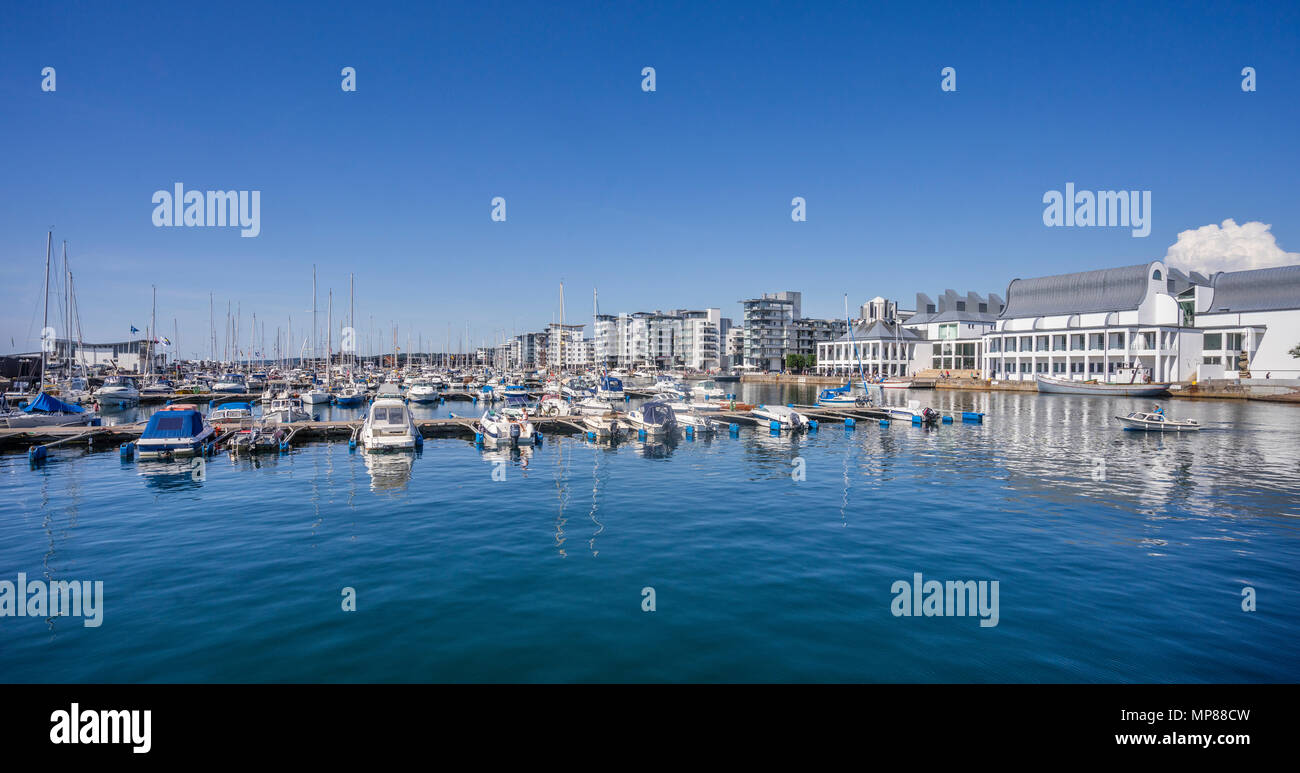 Vue sur le musée et centre d'art La Culture Dunker House au nord du port d'Helsingborg, le complexe a été conçu par Kim Utzon, fils de Sydney Op Banque D'Images