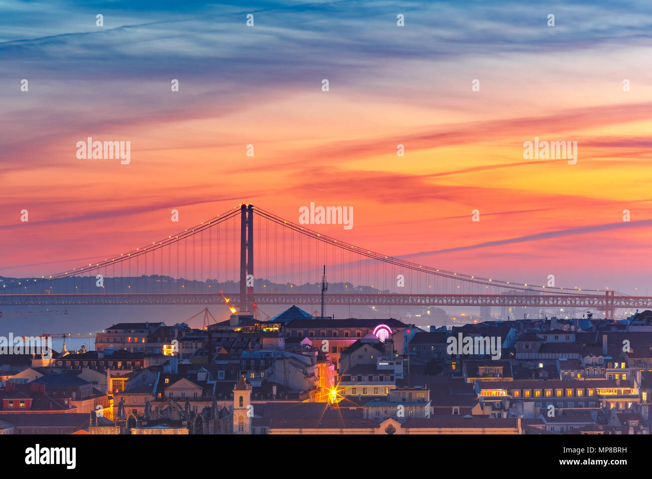 Centre historique de Lisbonne, Portugal, au coucher du soleil Banque D'Images