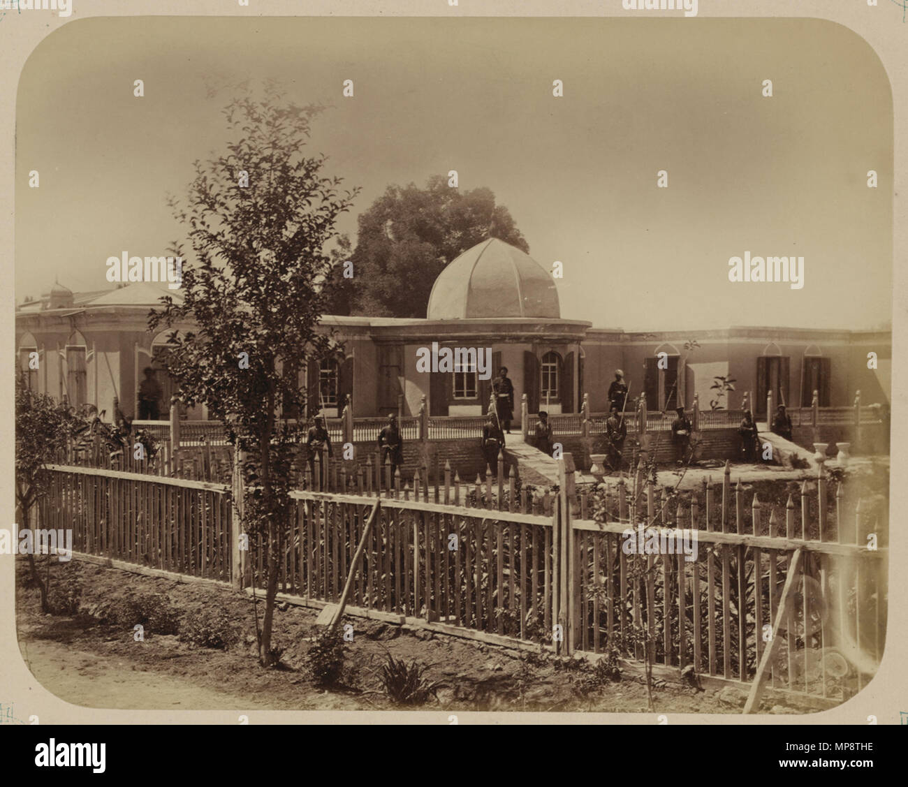 Русский. ханство Кокандское : Город. Андиджан Сына кокандского хана Дворец English : khanat de Kokand. La Ville d'Andijan. Palais du fils du khan de Kokand English : khanat de Kokand. Ville d'Andidzhan. Palais du fils du Khan de Kokand : 浩罕汗国 安集延城。中文。浩罕汗之子的宫殿 Português : Canato de Kokand. Cidade de Andidzhan. Palácio do filho do khan de Kokand العربية : خانات خوقند. مدينة أنديجان. خوقند قصر ابن خان Español : Kanato de Kokand. Ciudad de Andiján. Palacio del Hijo del kan de Kokand . Русский : Эта фотография входит этнографическую «Туркестанского часть в альбома исследования Центрально всестороннего -' Banque D'Images