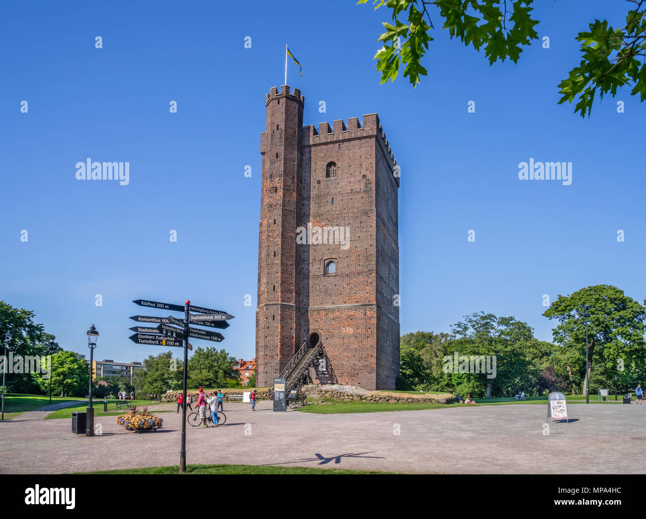 La tour médiévale Kärnan est le plus important monument de la ville côtière d'Helsingborg, Scania, Suède Banque D'Images