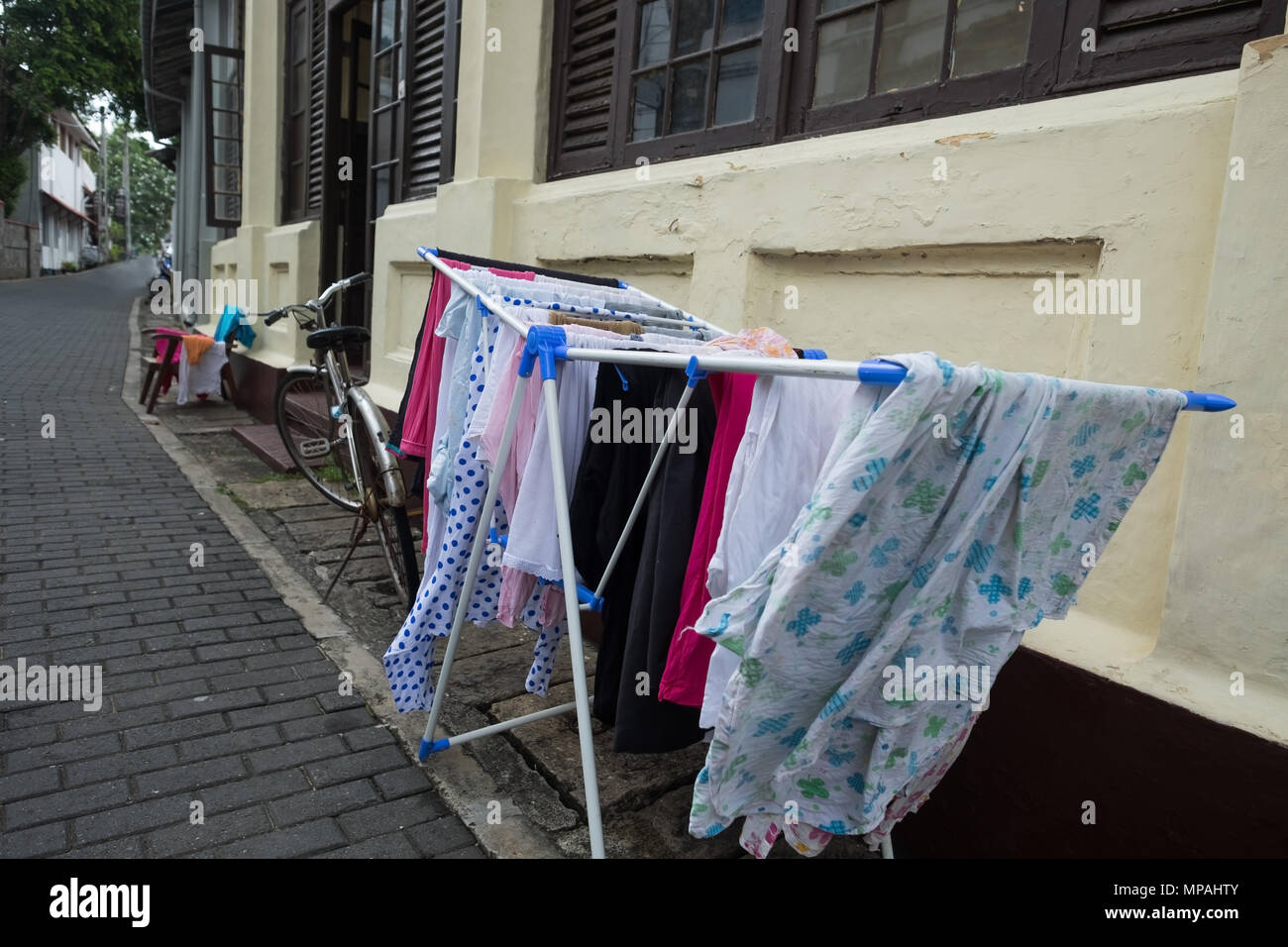 Le séchage des vêtements sur la rue Banque D'Images