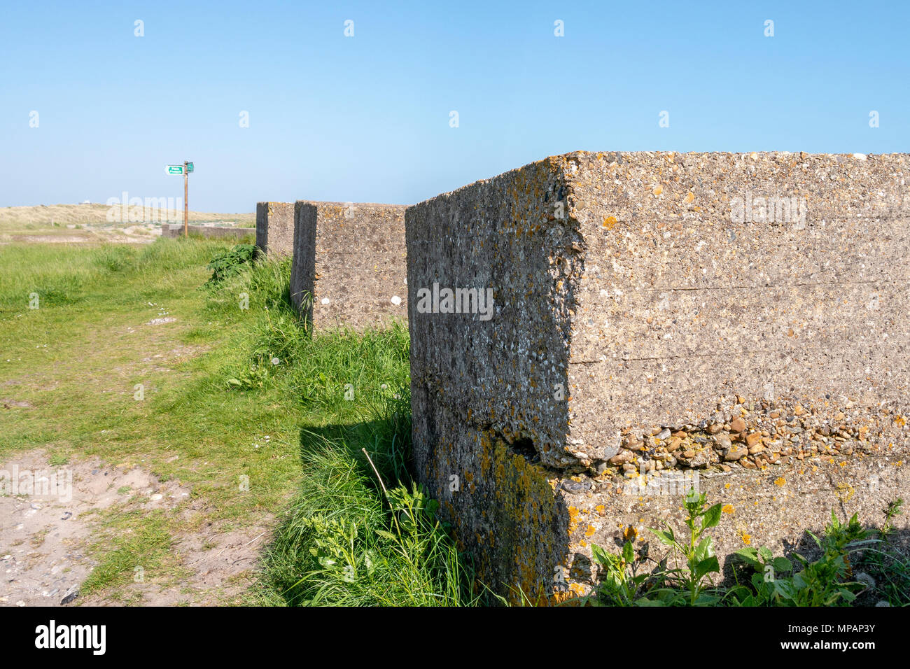 Les pièges du réservoir à Climping, West Sussex, UK. Banque D'Images