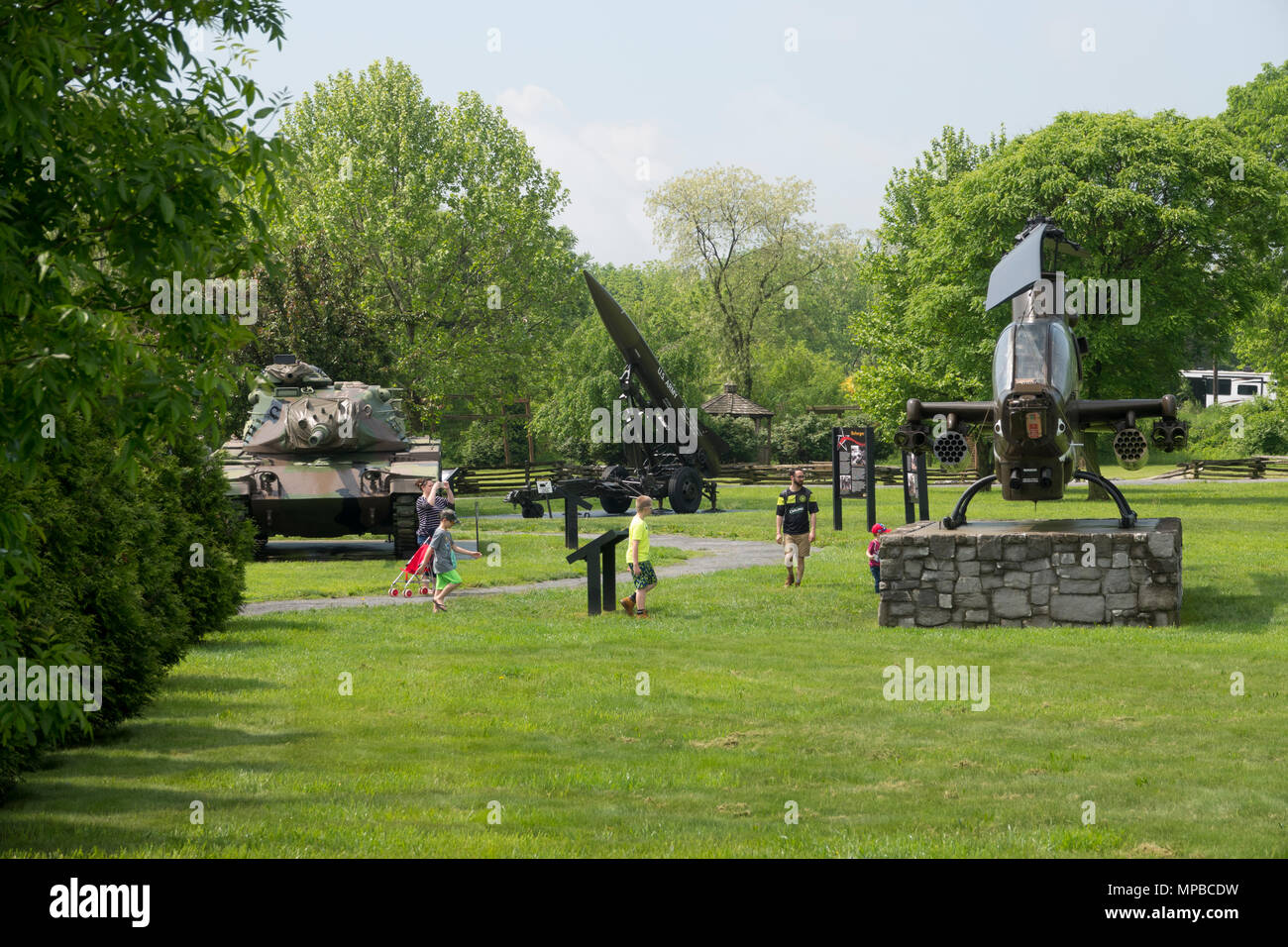 USA Pennsylvania PA Carlisle le U.S. Army Heritage and Education Center et musée de plein air à différentes périodes de l'Amérique en guerre Banque D'Images