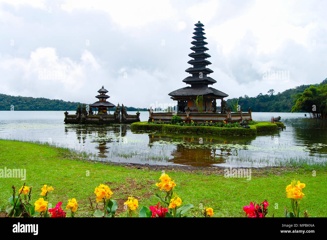 Temple de Pura Ulun Danu Bratan - Bali - Indonésie Banque D'Images