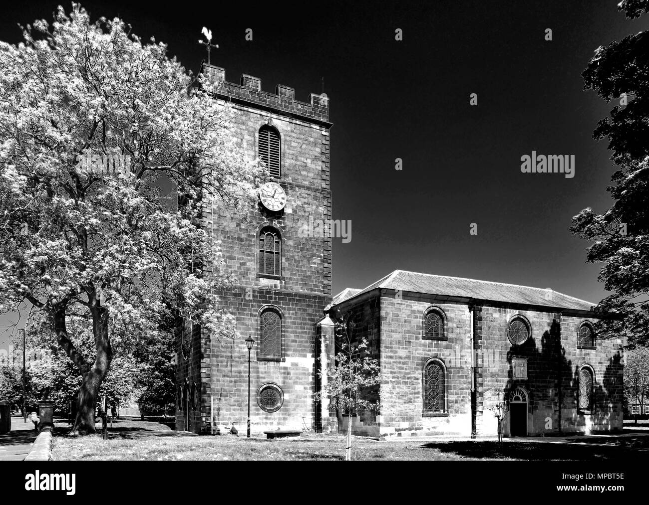 Église Christchurch North Shields en infrarouge Banque D'Images