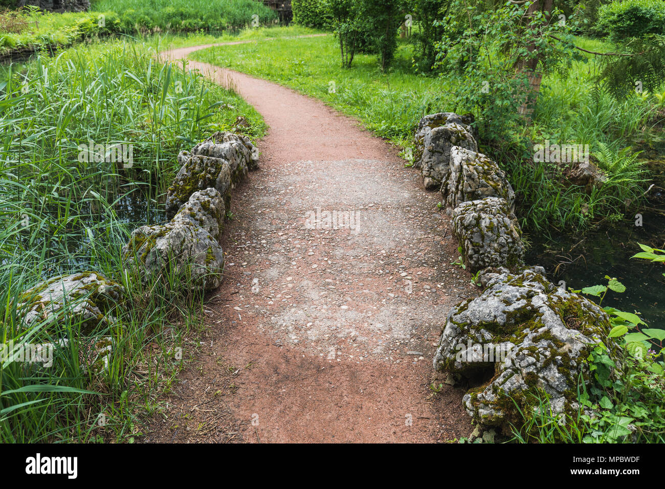 Vieux pont de pierre dans la région de bally park schoenenwerd suisse Banque D'Images