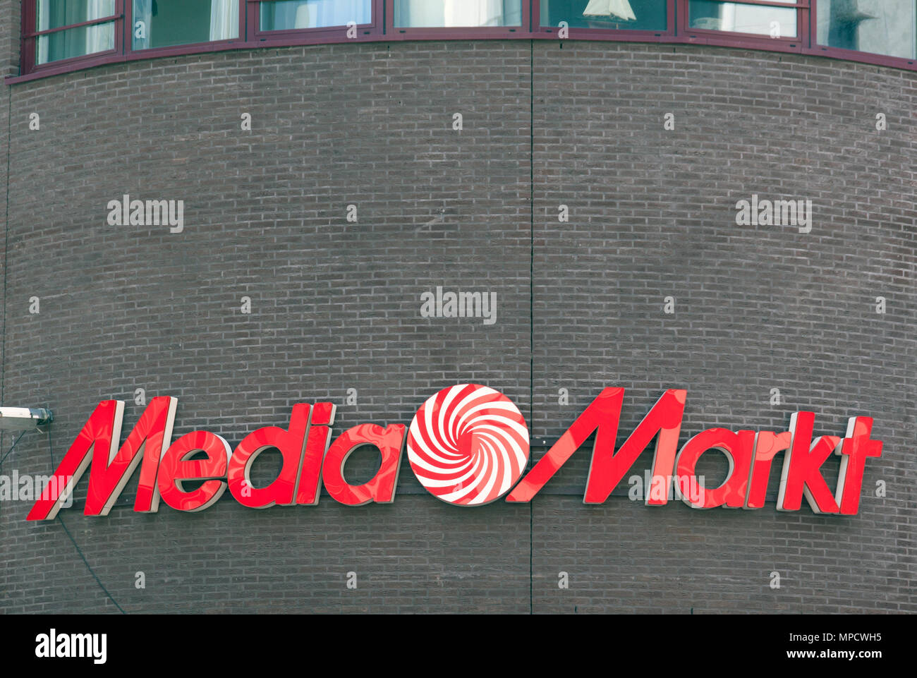 La Haye, Pays-Bas-mai 27, 2015 : Media Markt est une chaîne de distribution allemand qui se spécialise dans les produits électroniques de consommation. Banque D'Images