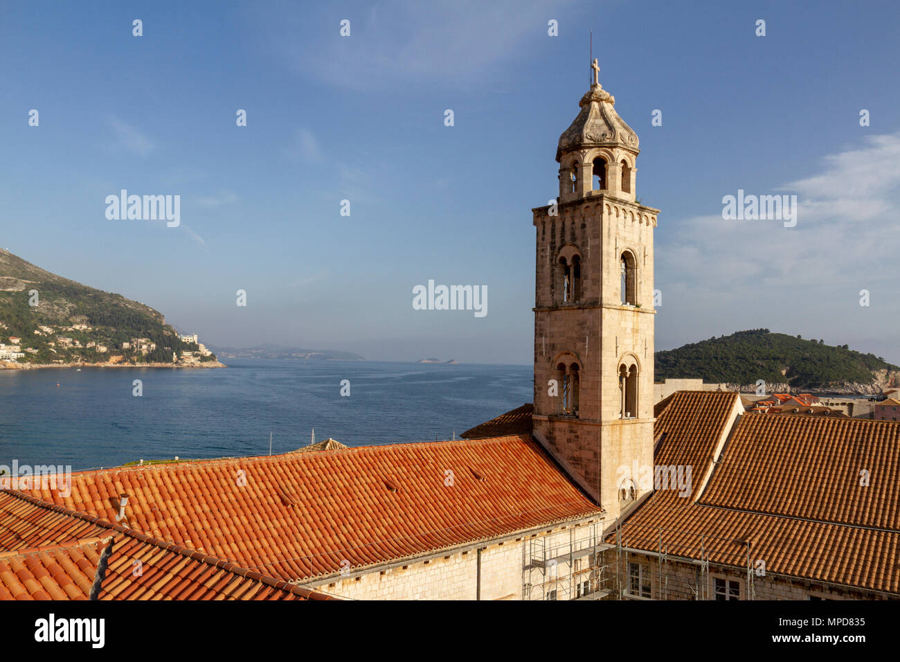 Le Monastère dominicain (Dominikanski samostan) dans la vieille ville, Dubrovnik, Croatie donnant sur la mer Adriatique. Banque D'Images