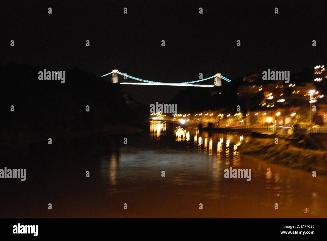 Clifton Suspension Bridge at Night Banque D'Images
