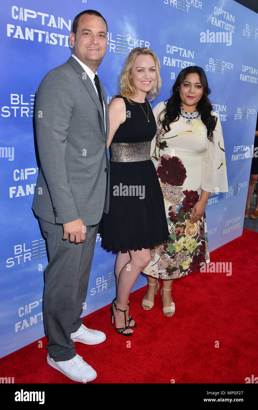 Jamie Patricof, Lynette Howell, Shivani Rawat lors de la première mondiale à la fantastique Capitaine Harmony Gold Theatre de Los Angeles. 28 juin 2016.Jamie Patricof, Lynette Howell, Shivani Rawat événement dans la vie d'Hollywood, Californie - Red Carpet Event, USA, Cinéma, Célébrités, photographie, Bestof, Arts, Culture et divertissement, Célébrités, Mode Topix Meilleur de Hollywood, la vie, événement dans la vie d'Hollywood, Californie - Tapis rouge et en backstage, cinéma, télévision, Célébrités célébrités Musique, Arts, Culture et divertissement, vertical, une seule personne, la photographie, l'enquête , tsuni@Gamma-USA.com Cre Banque D'Images