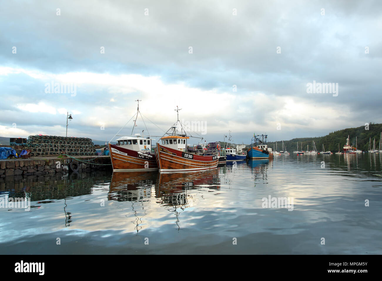 Royaume-uni l'ouest de l'Écosse île de Mull ville colorée de Tobermory (Harbour) - capital de Mull, Banque D'Images