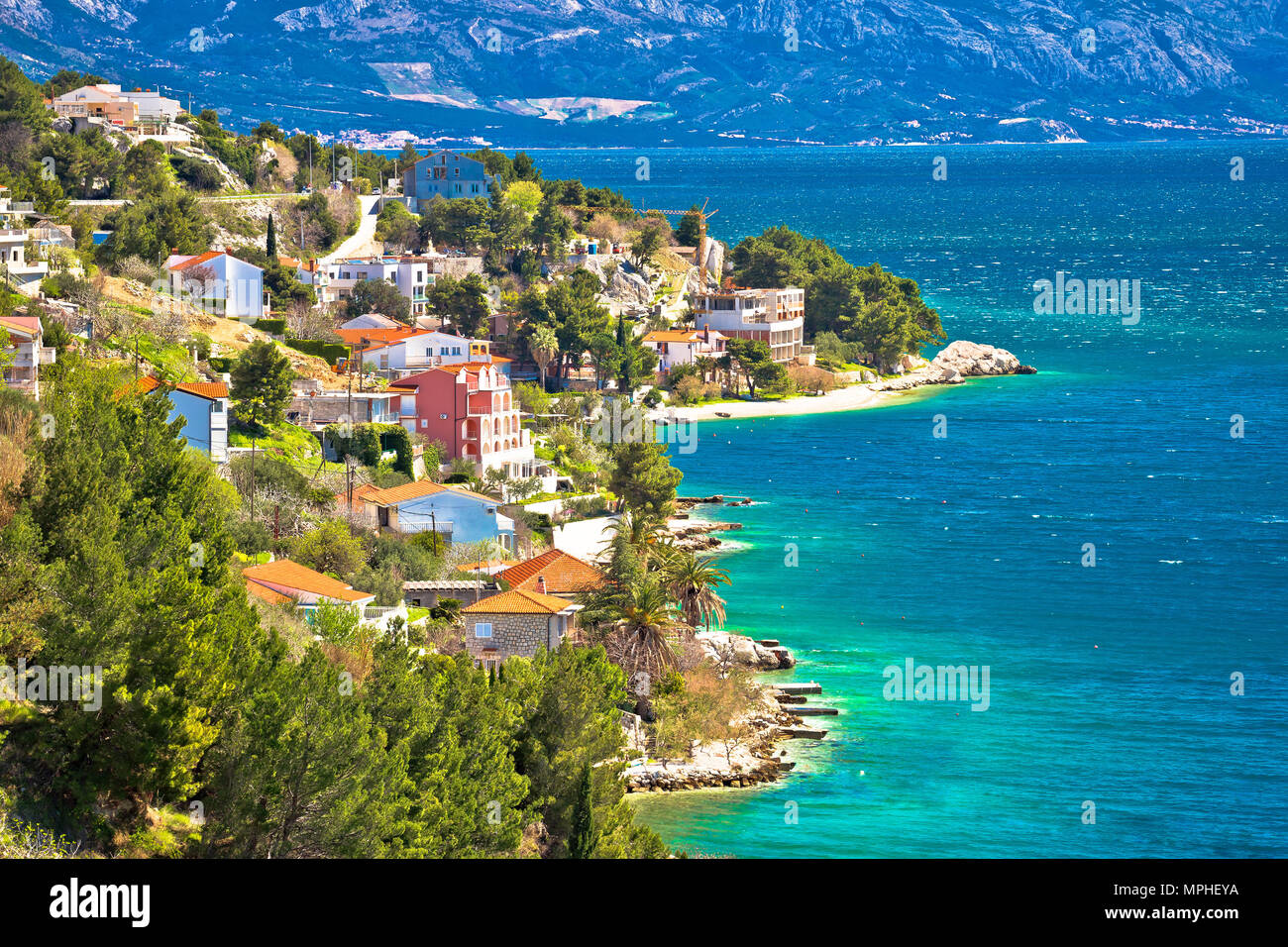 Makarska riviera côte turquoise vue, destination touristique en Dalmatie, Croatie Banque D'Images