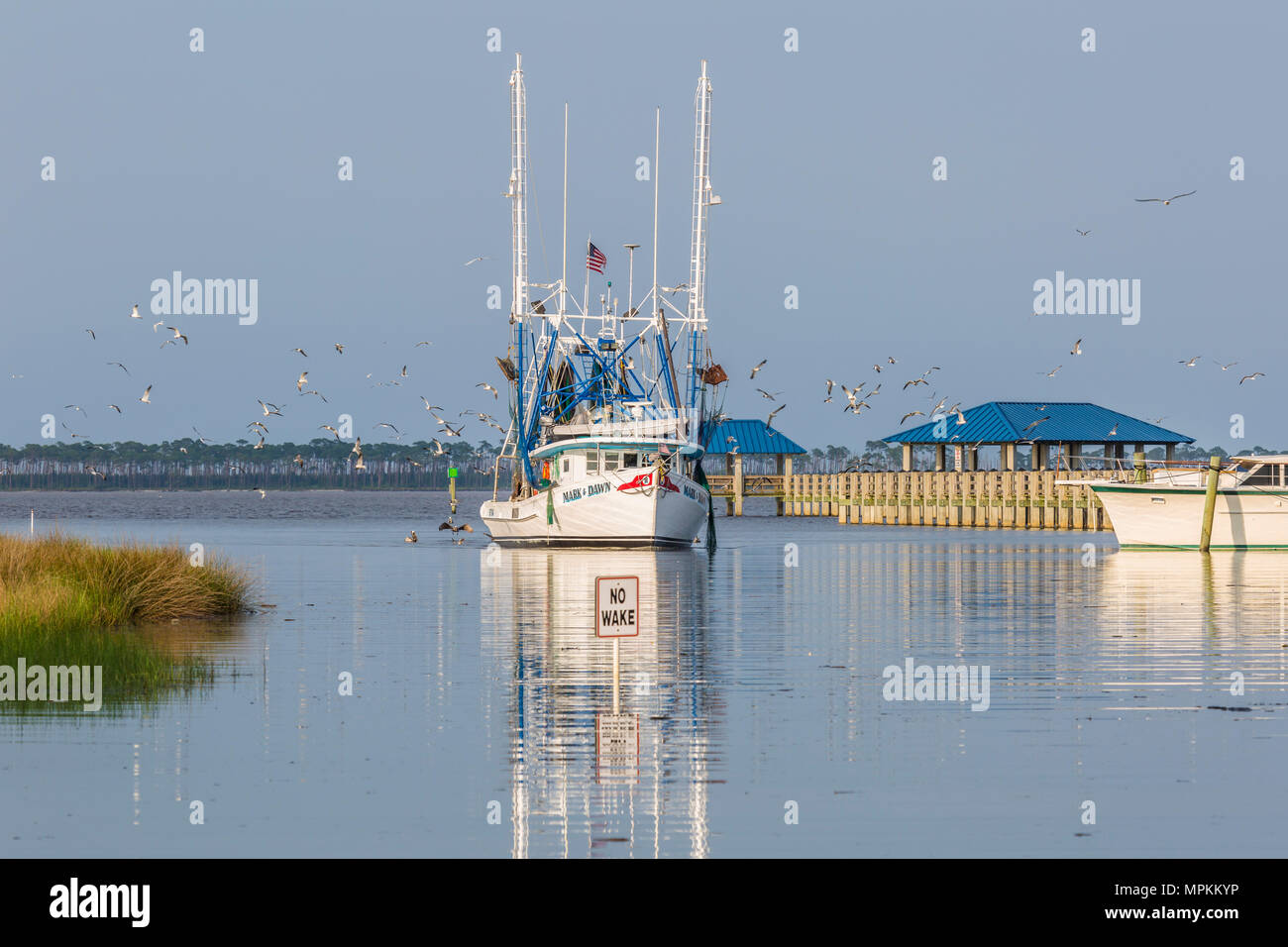 L'entrée au port crevettier à Ocean Springs, Mississippi Harbour Banque D'Images