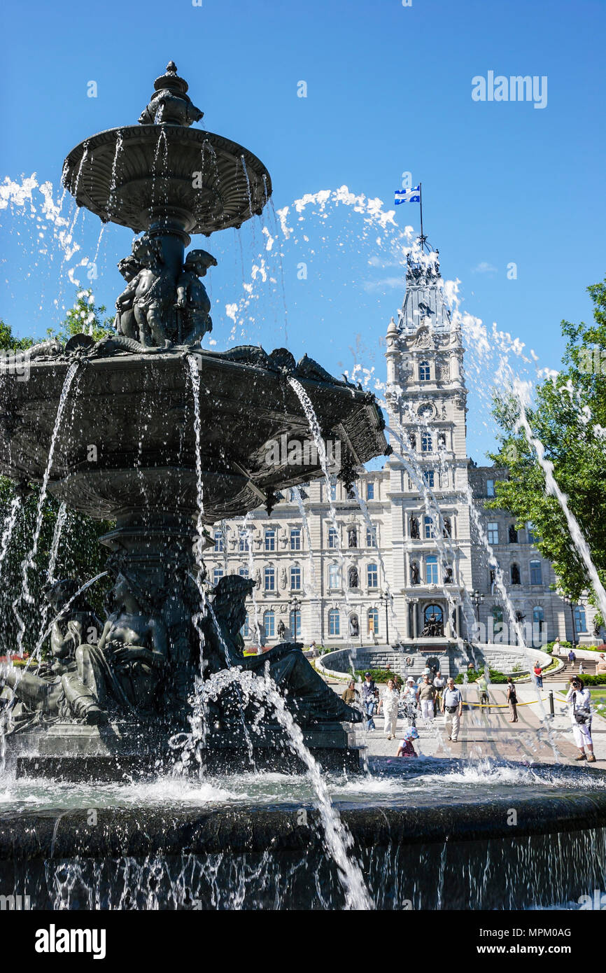 Canada, canadien, Amérique du Nord, américain, Québec, langue française, bilingue, Québec, avenue Honoré Mercier, fontaine publique, Banque D'Images