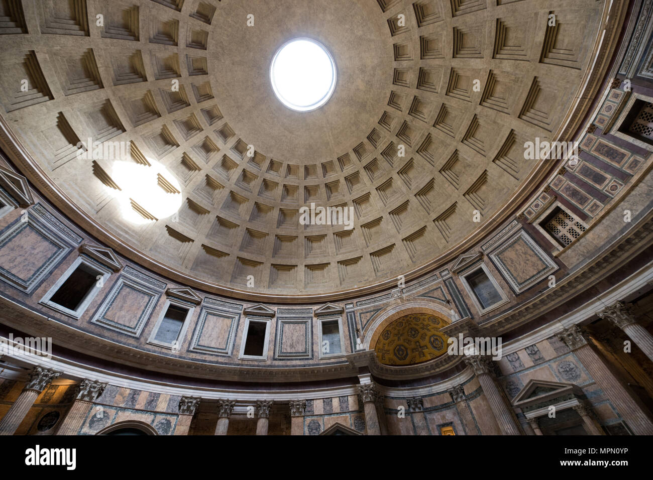 Dôme du Panthéon, de l'intérieur Rome Italie Banque D'Images