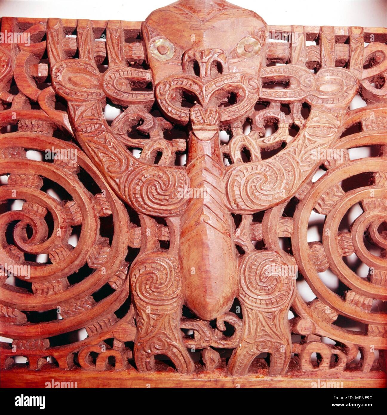 Sculpture sur bois représentant maori détail panneau d'Ancêtre. Artiste : Inconnu. Banque D'Images