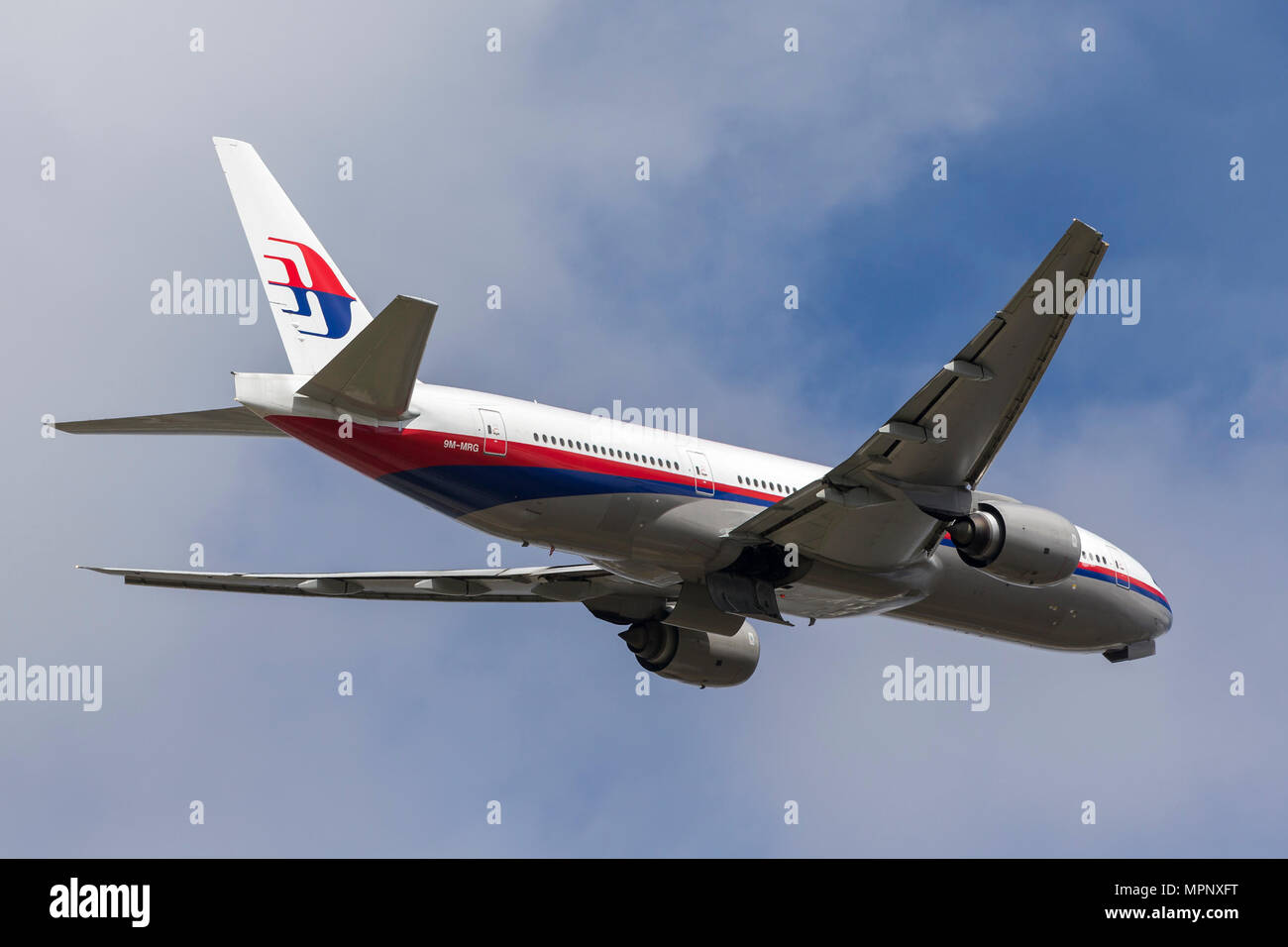 Malaysia Airlines Boeing 777 avion de 9M-MRG au départ de l'Aéroport International de Melbourne. Banque D'Images