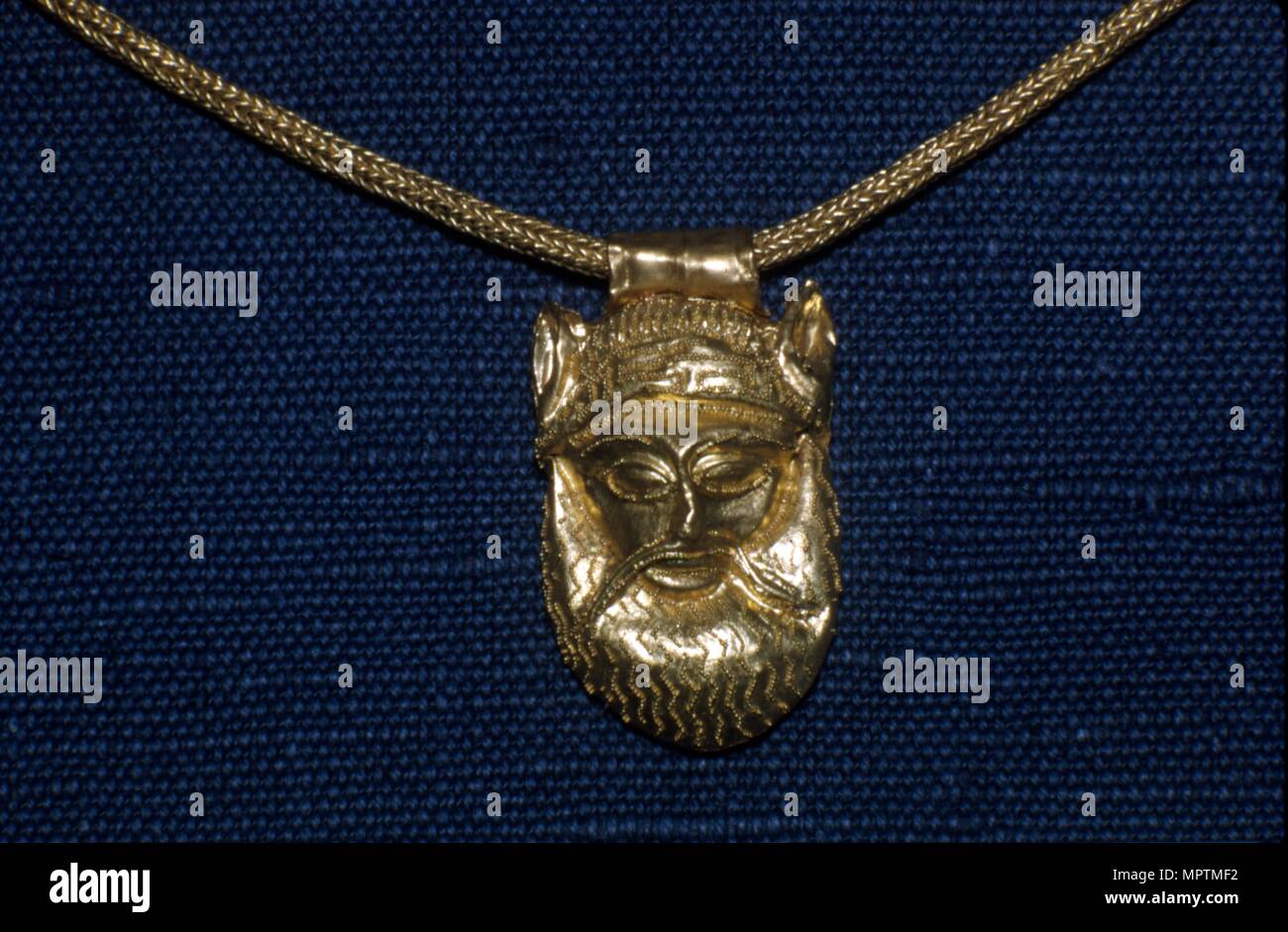 Pendentif en or de la tête de satyre de Caere, étrusque Bijoux, c500 BC. Artiste : Inconnu. Banque D'Images