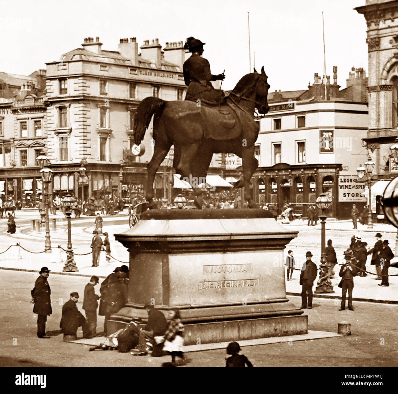Statue de la reine Victoria, Liverpool période victorienne Banque D'Images