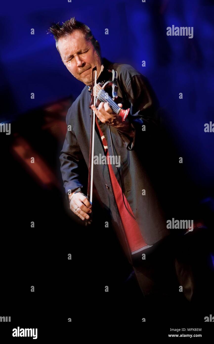 Nigel Kennedy, 2010. Artiste : Alan John Ainsworth. Banque D'Images