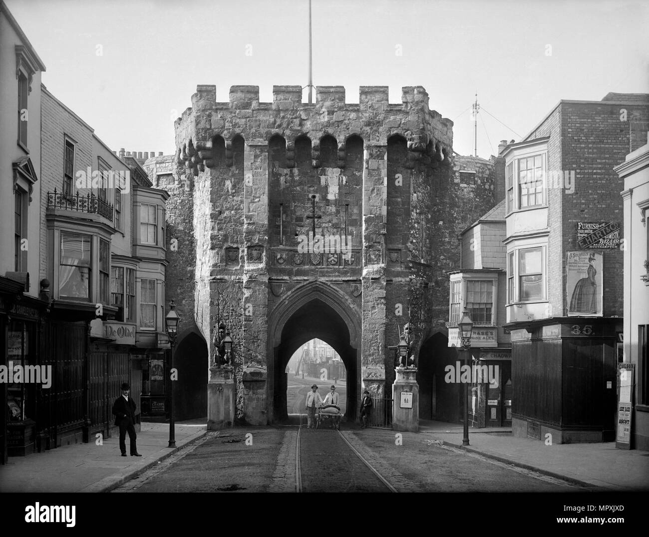 Bargate, Southampton, Hampshire, 1885. Artiste : Henry raillerie. Banque D'Images