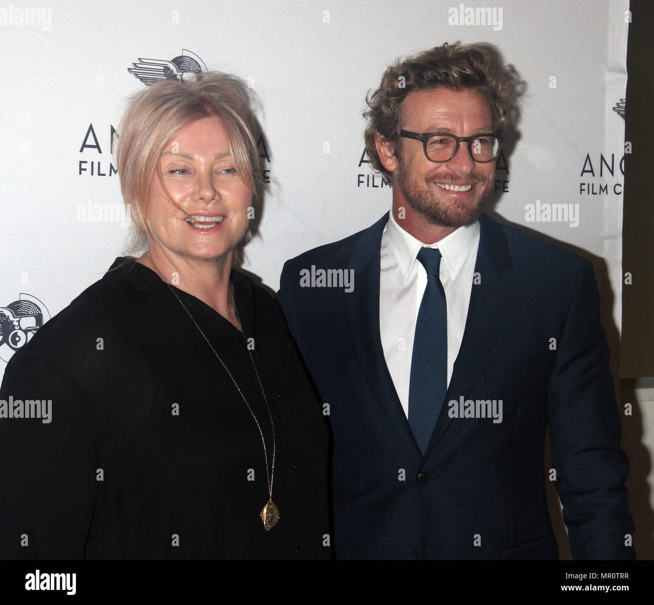New York, USA. 24 mai, 2018. Deborra-Lee Furness, Simon Baker assister à Flimrise dépistage présente de souffle à l'Angelika Film Center à New York. 24 mai 2018 : Crédit/RW/MediaPunch MediaPunch Crédit : Inc/Alamy Live News Banque D'Images