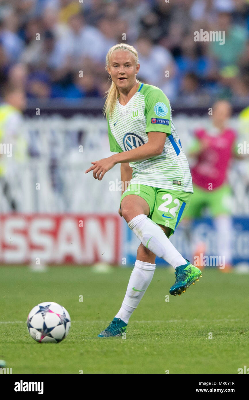 Pernille Harder, de Wolfsburg au cours de l'UEFA Women's Champions League match final entre VfL Wolfsburg 1-4 Olympique Lyon à Valeriy Lobanovskyi stade Dynamo de Kiev, Ukraine, le 24 mai 2018. (Photo de Maurizio Borsari/AFLO) Banque D'Images