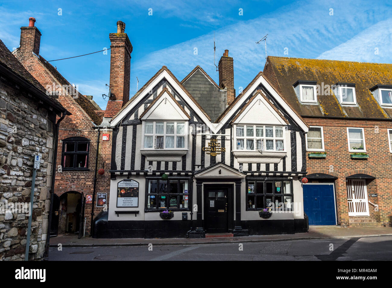 Scène de rue de Poole's patrimoine historique de vieux bâtiments et Poole's liens avec la mer. Banque D'Images