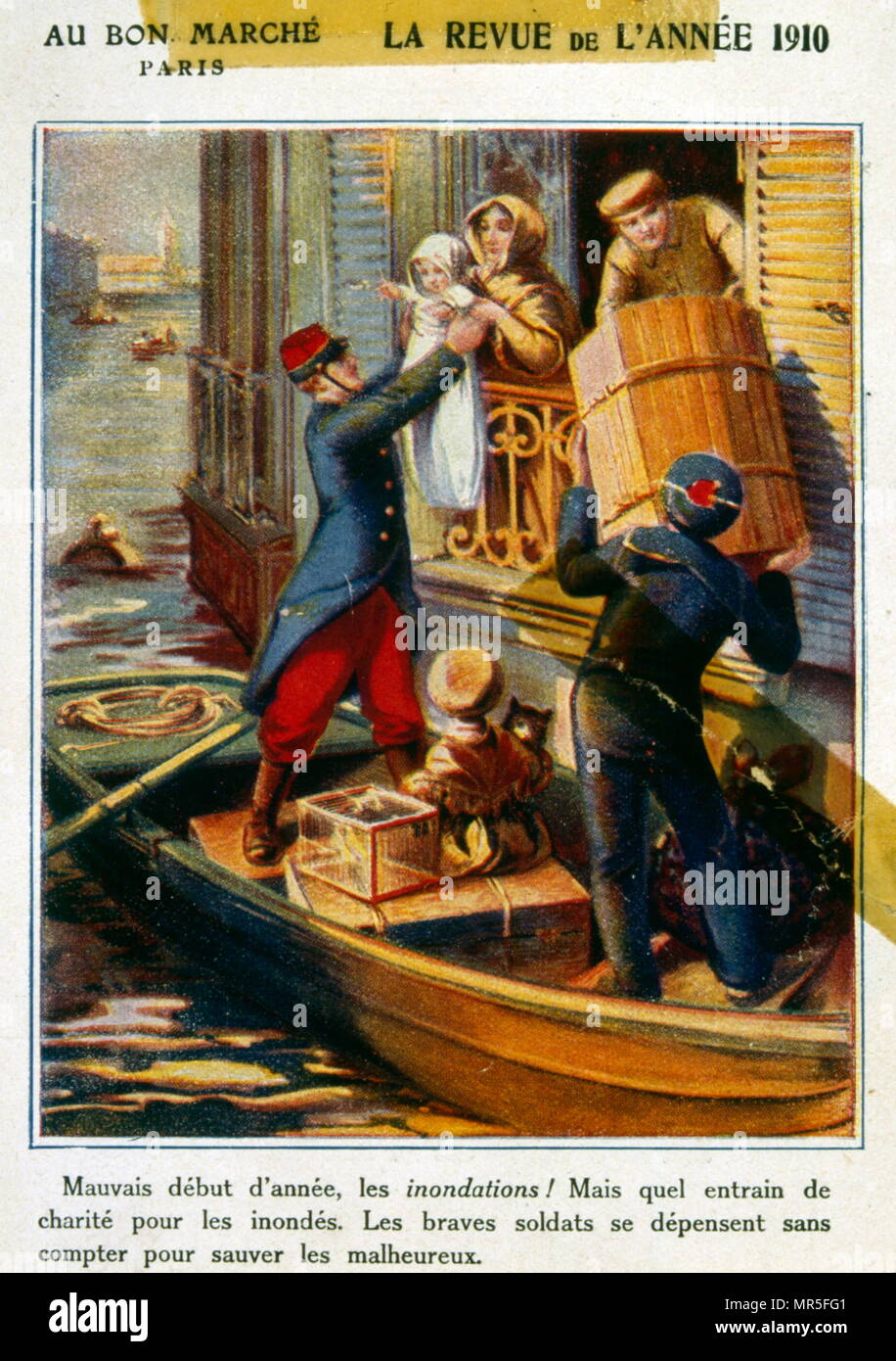 Chromolithographie à partir d'un emballage de chocolat, vers 1900, représentant des soldats français aider les civils pendant les inondations de Paris en 1889 Banque D'Images