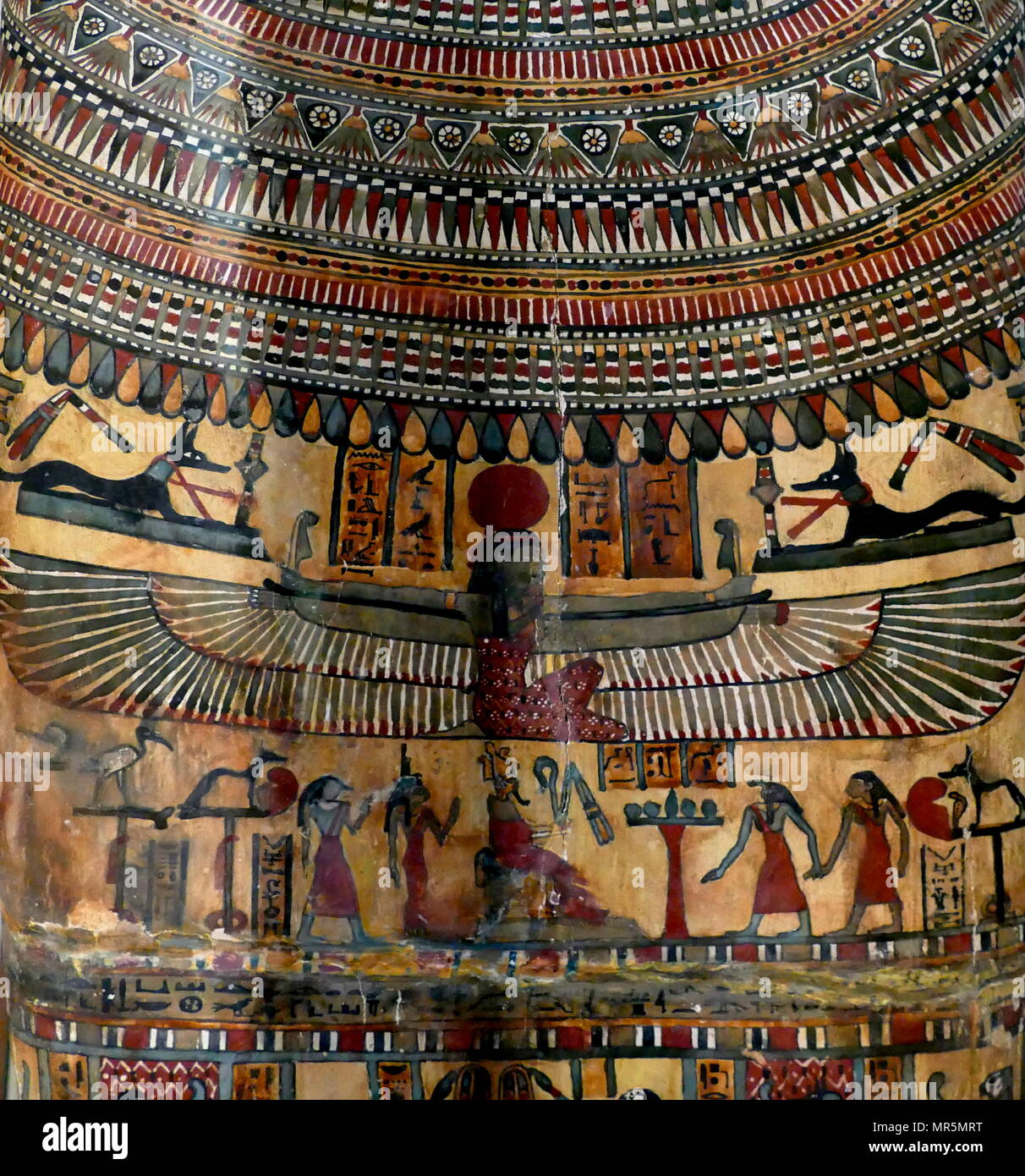 Sarcophage en bois polychrome de Shesep-amun-tayes-herit, très prisées de provenances-el-Meleq, au nord de Saqqarah, Egypte, 1000-300 BC. Banque D'Images